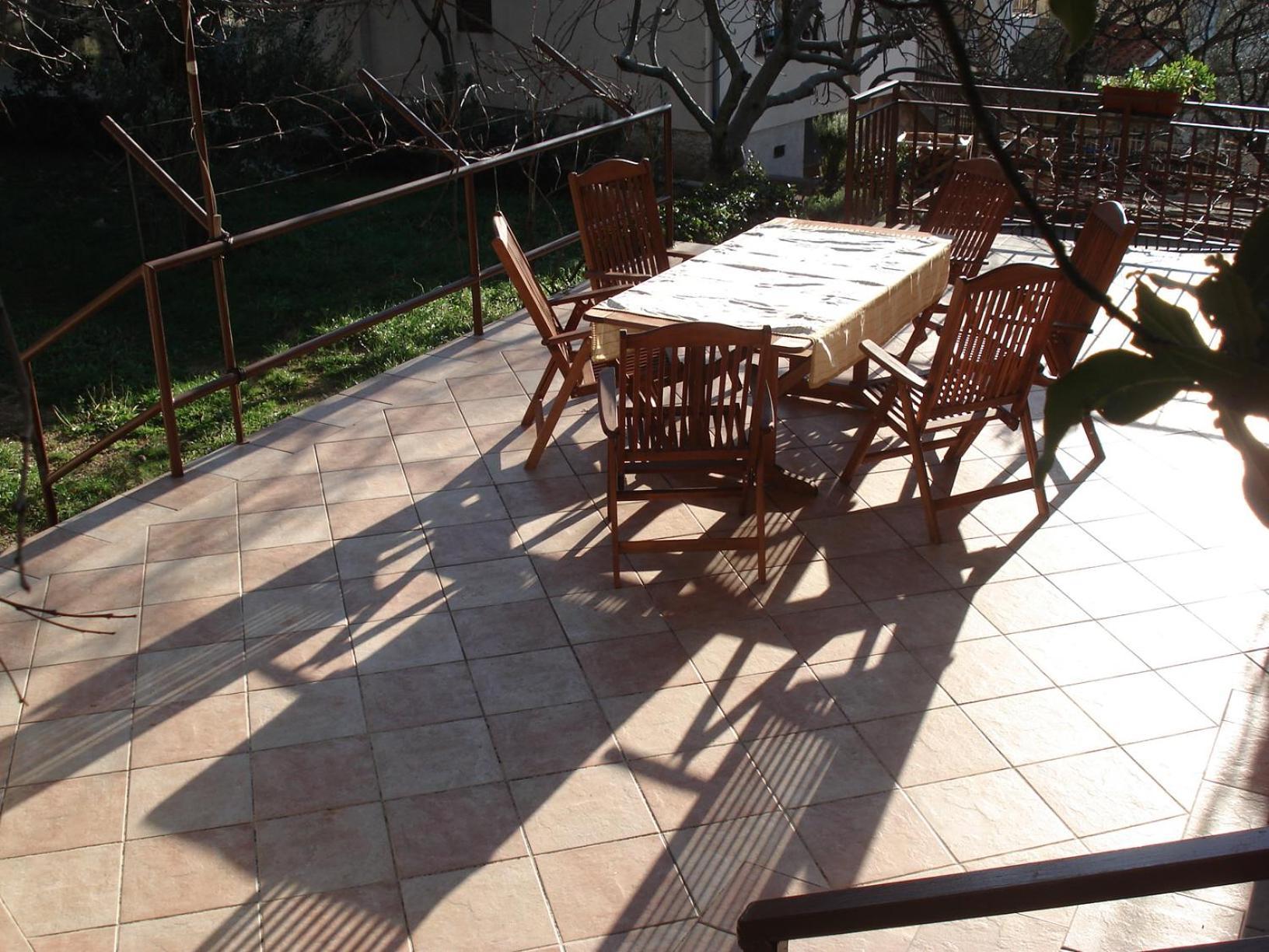 Apartments Mia 스타리그라드 파클레니차 외부 사진
